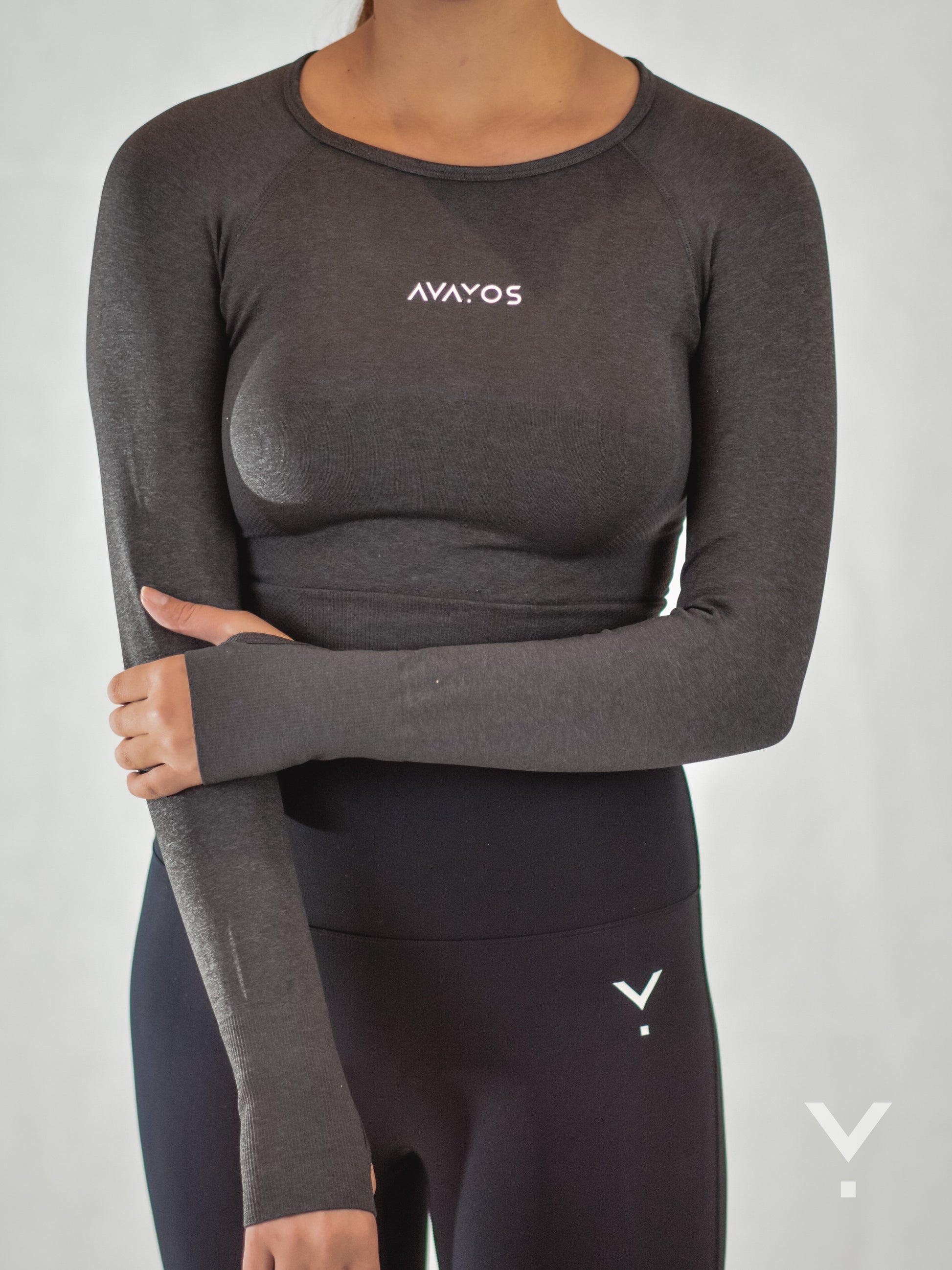Adapt Long Sleeve Black - Long Sleeves | AVAYOS