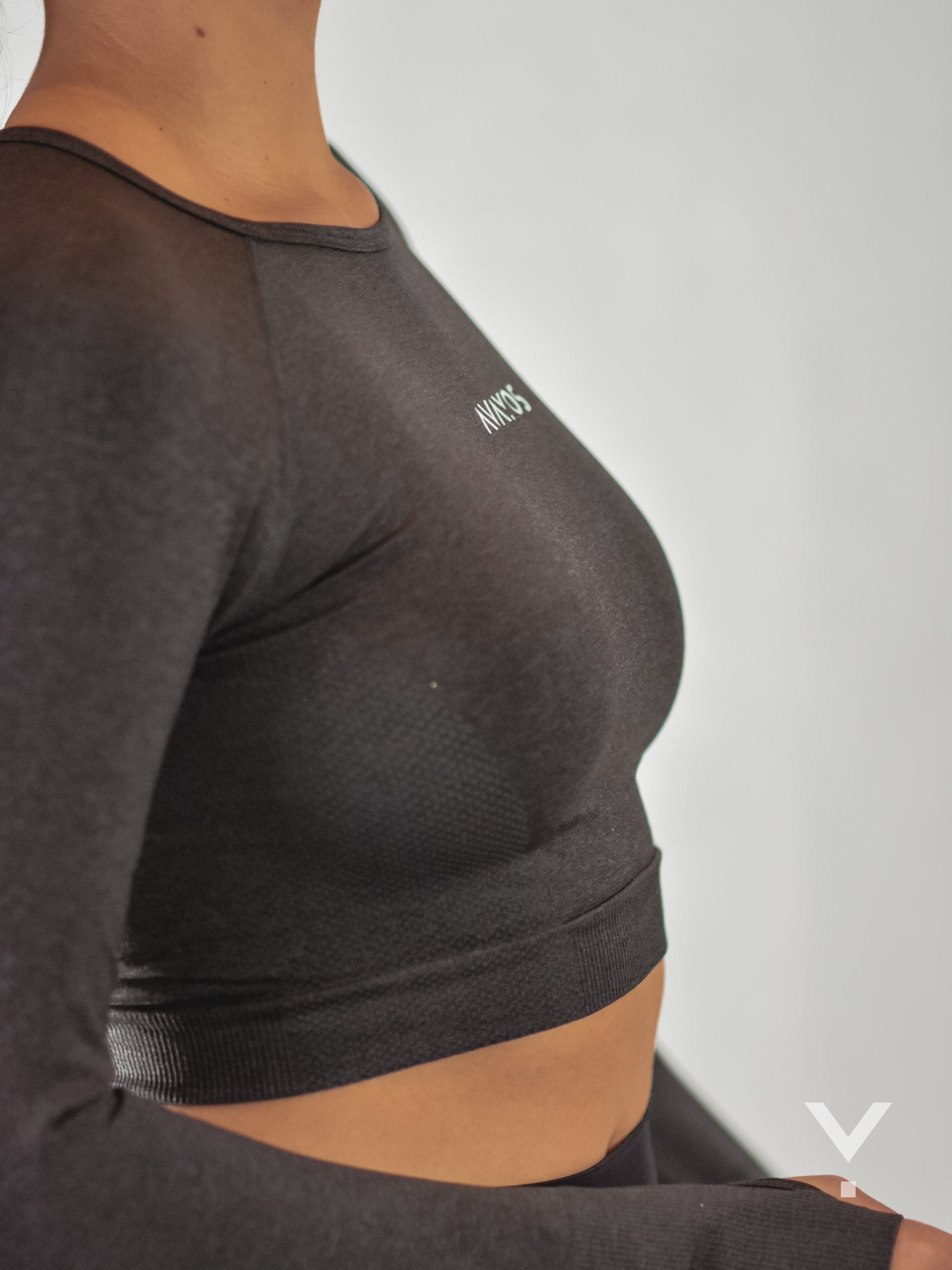 Adapt Long Sleeve Black - Long Sleeves | AVAYOS