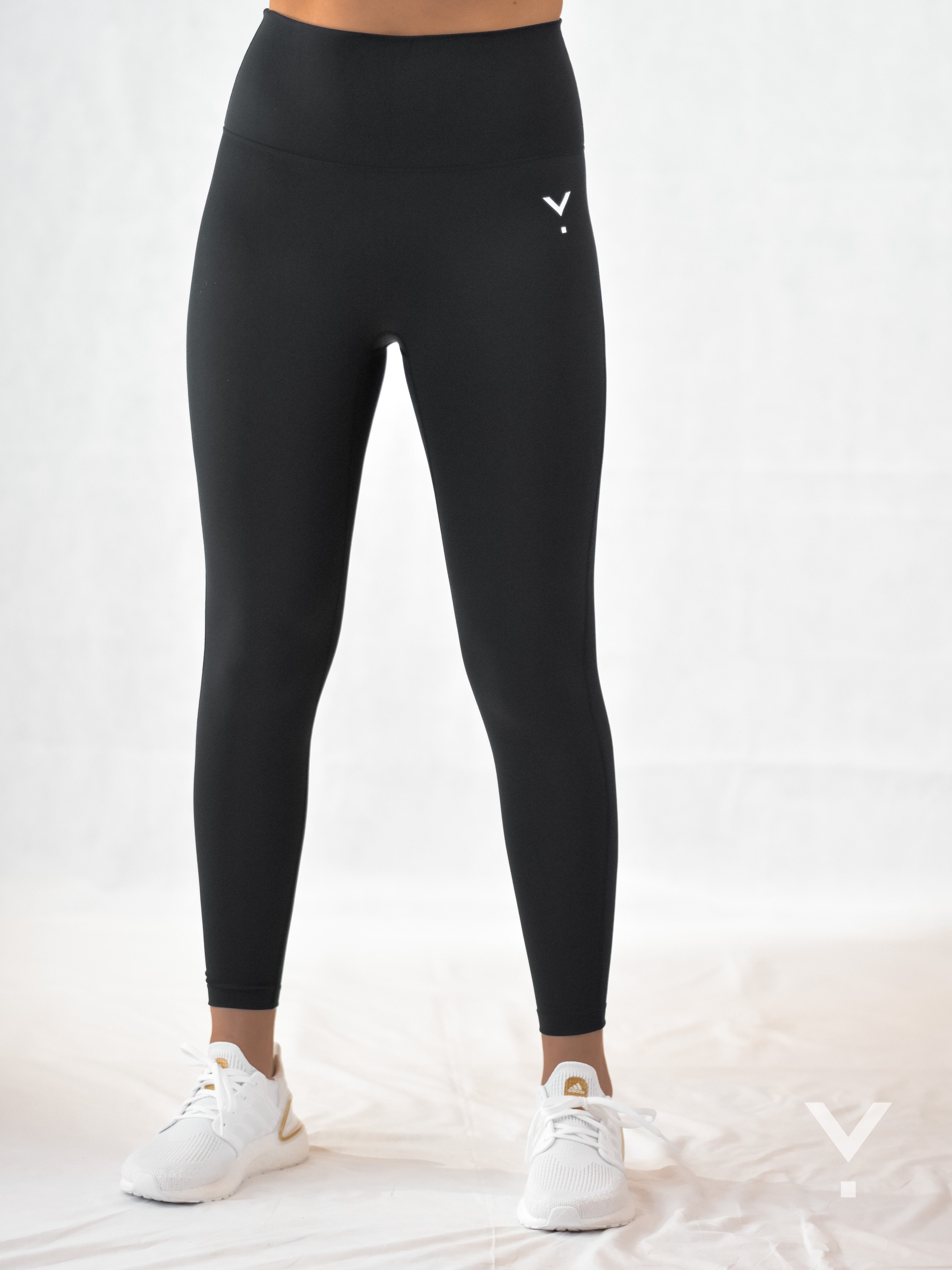 Electra Leggings Black - Leggings | AVAYOS