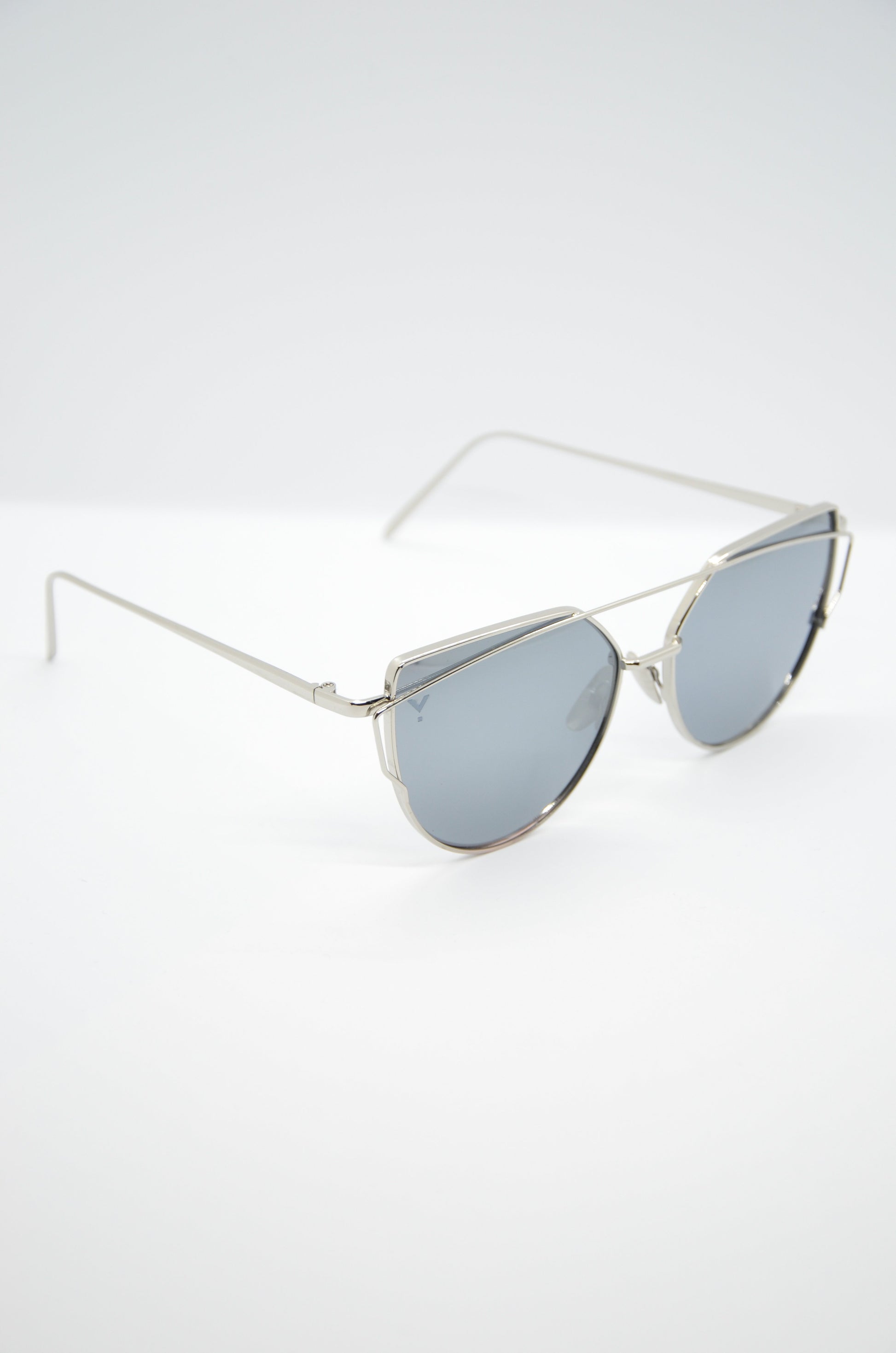 Infra - Sunglasses | AVAYOS