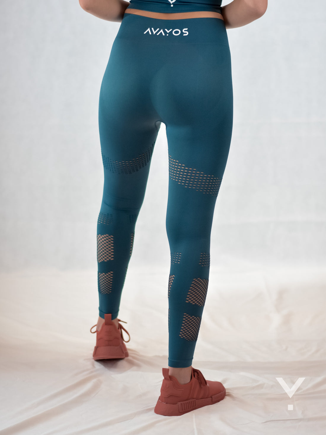 Momentum Leggings Blue - Leggings | AVAYOS