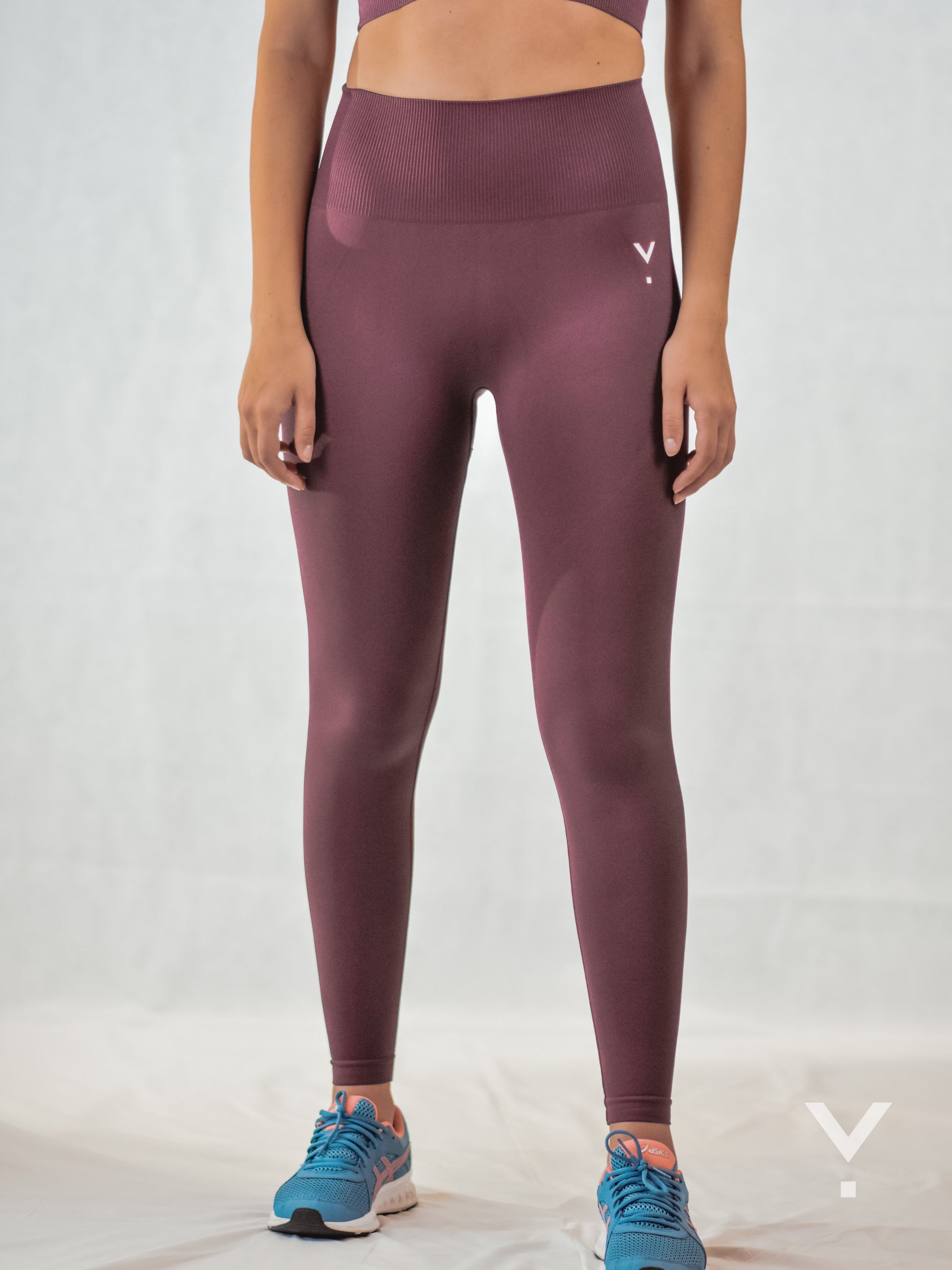 Performance Leggings Deep Purple - Leggings | AVAYOS