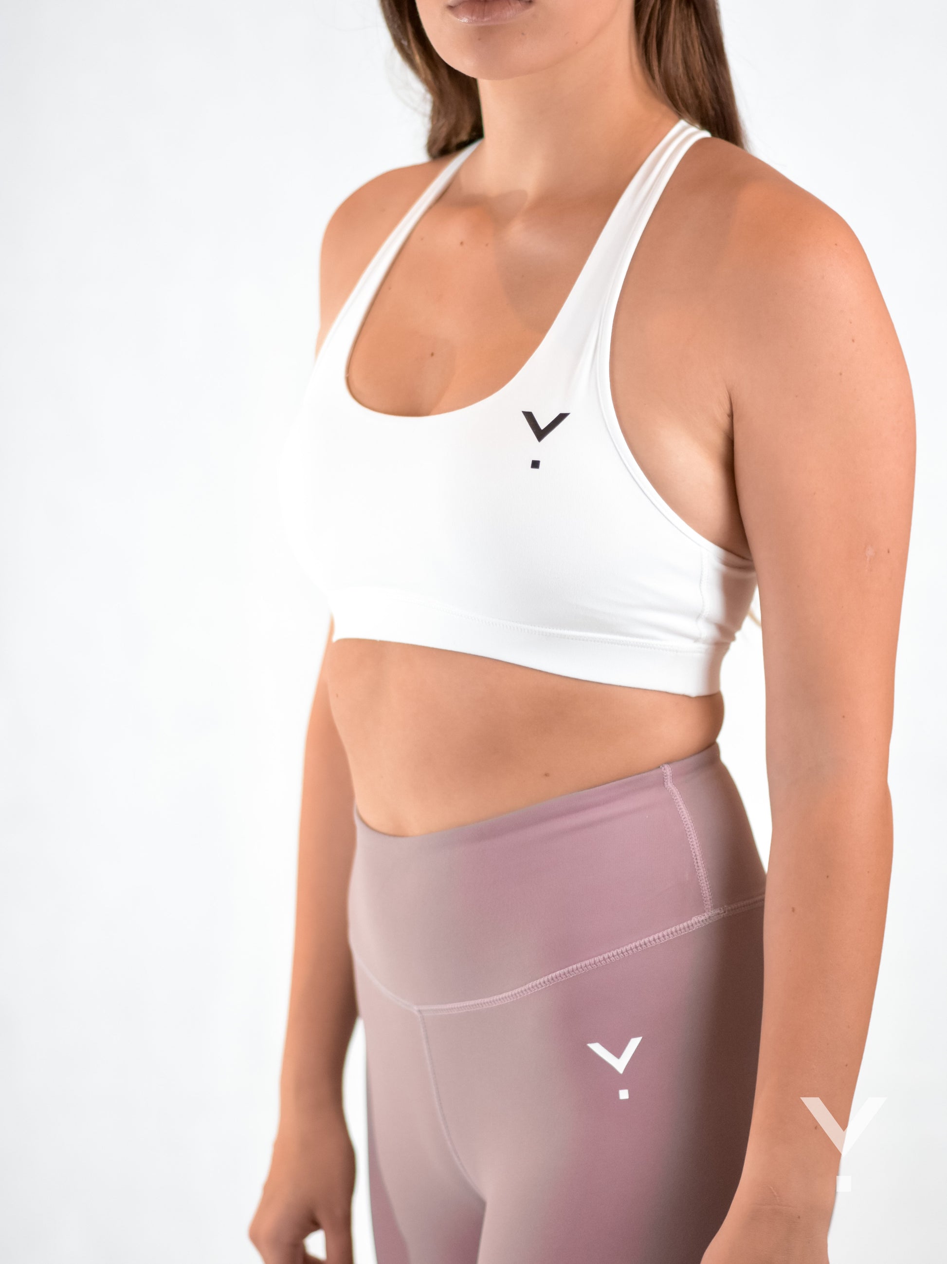 Robust Sports Bra White - Sports Bras | AVAYOS