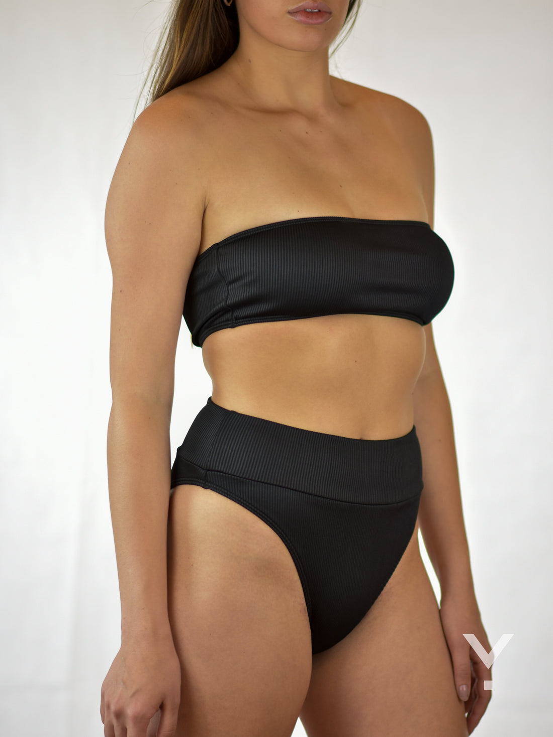 Wipeout Bikini Top Black - Bikini top | AVAYOS