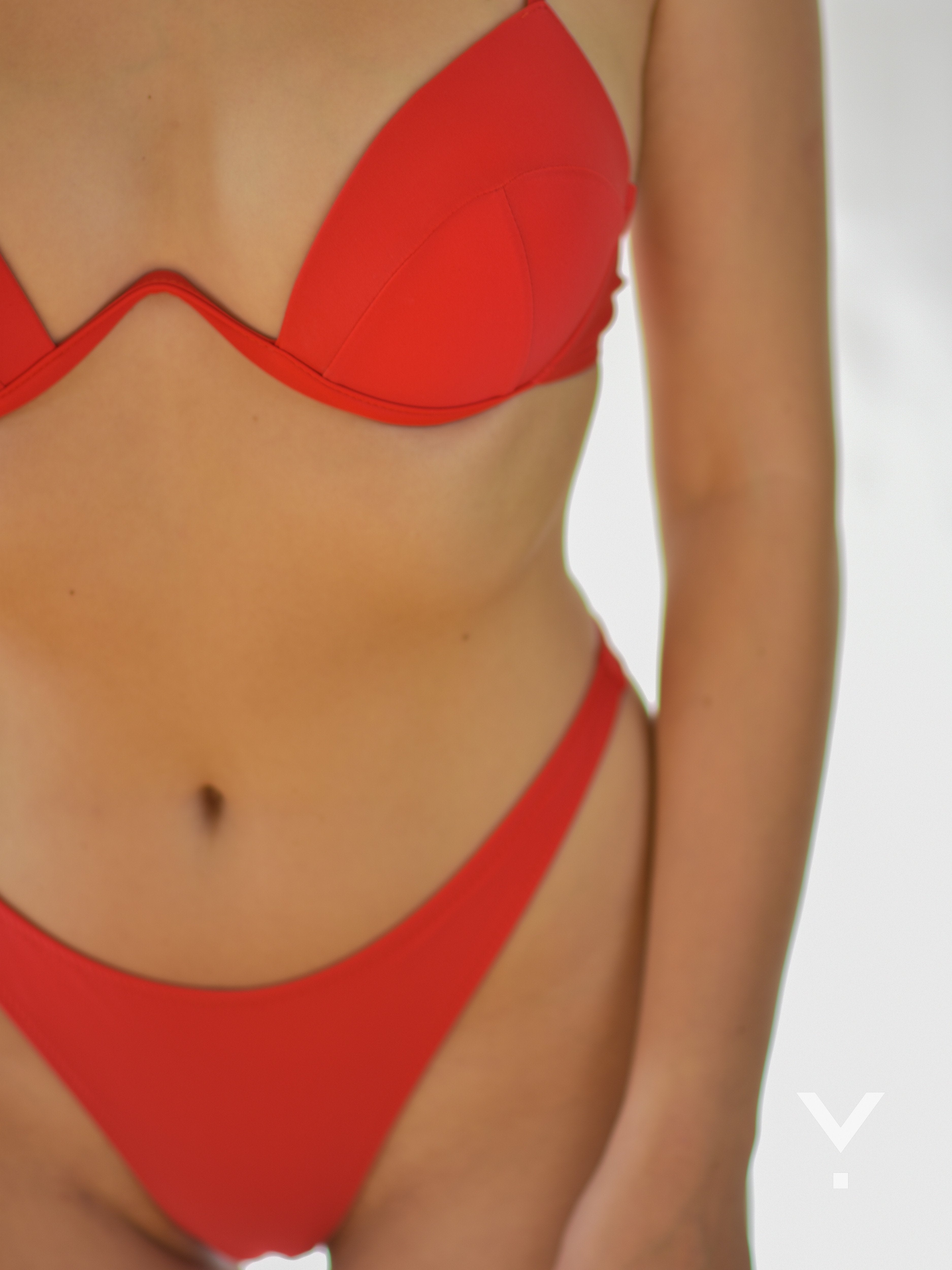 Invise Bikini Bottoms Red - Bikini Bottom | AVAYOS