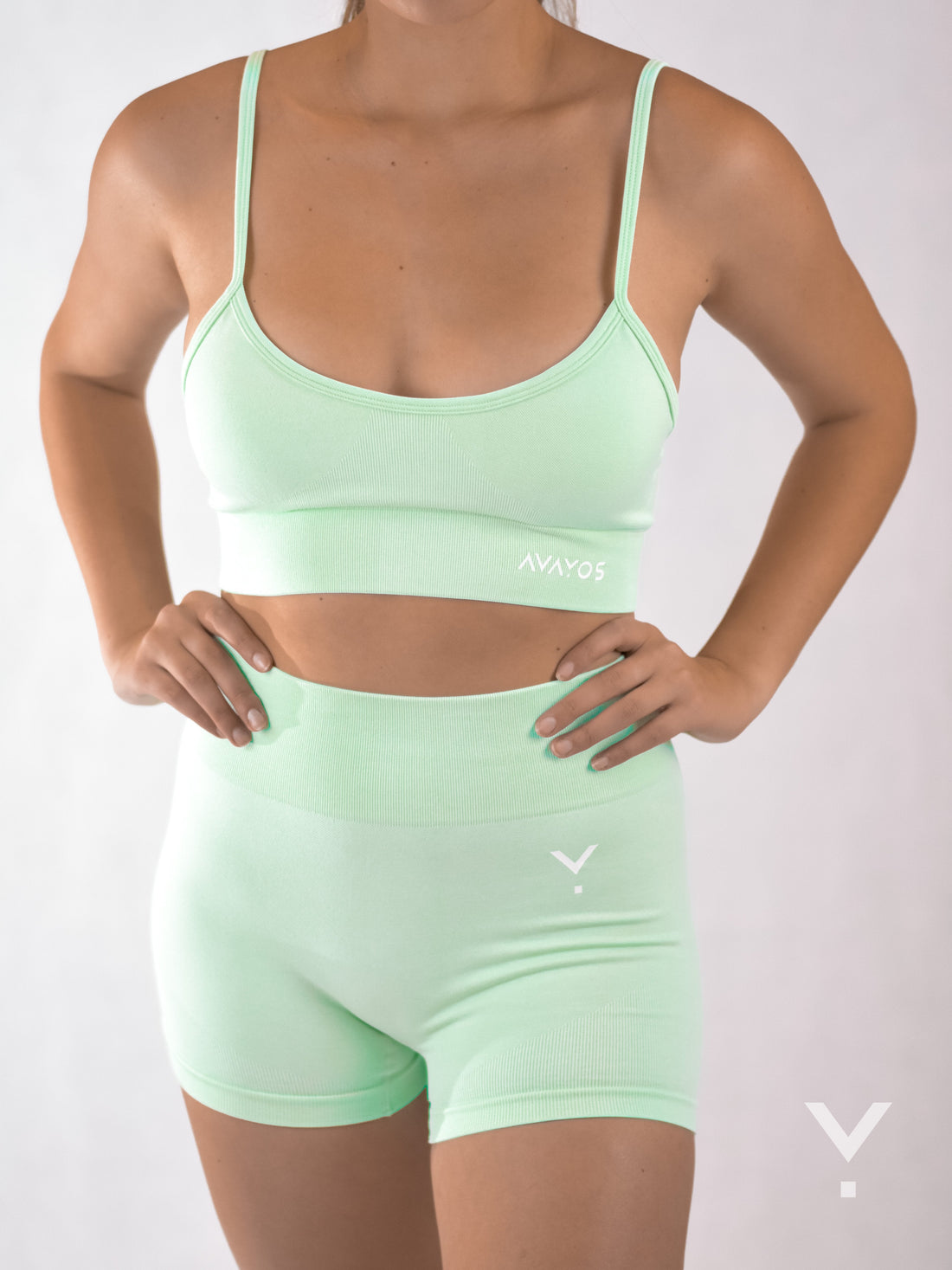 Zeal Sports Bra Green - Sports Bras | AVAYOS