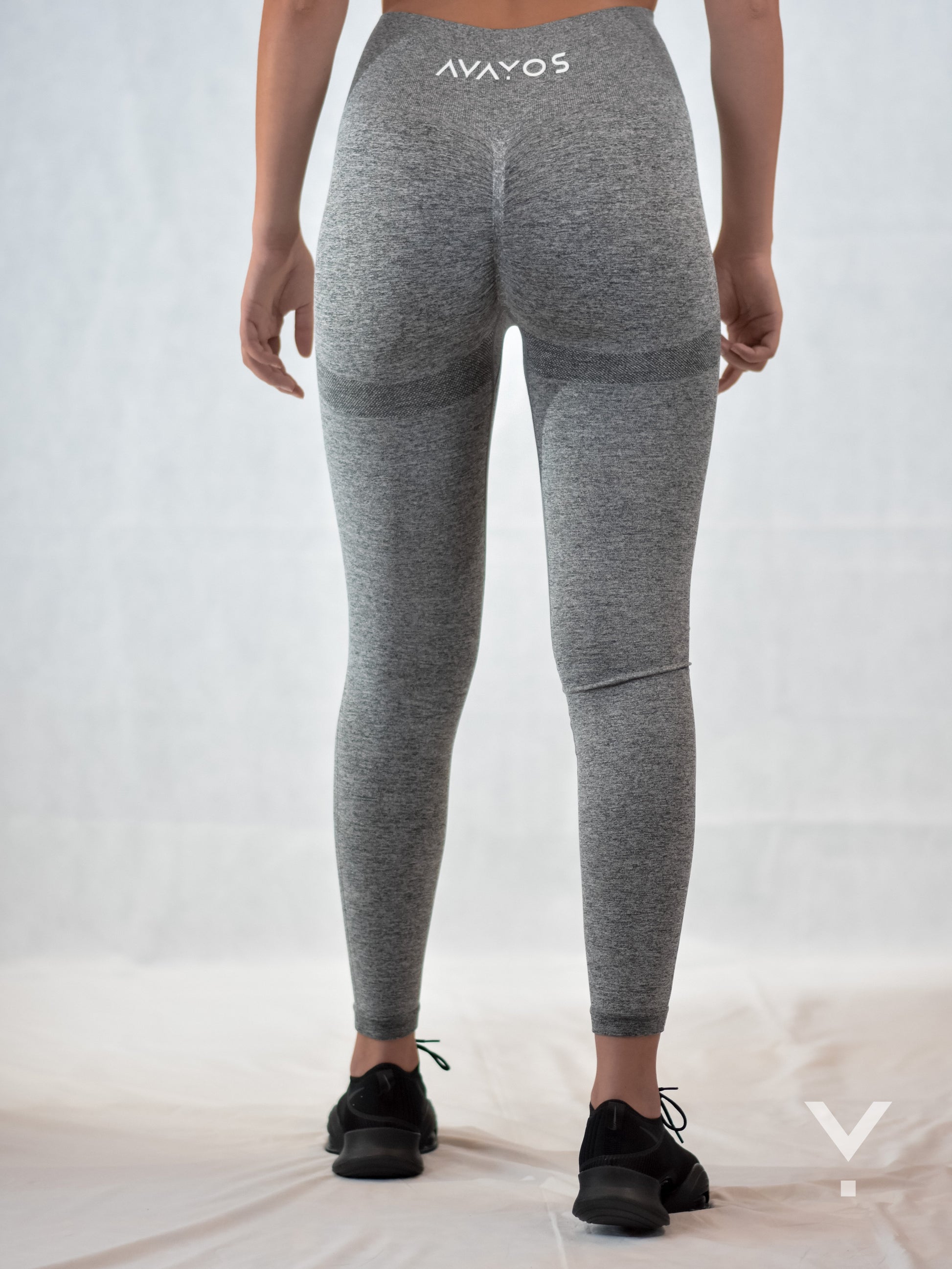 https://avayos.com.au/cdn/shop/products/aero-leggings-grey-leggings-653.jpg?v=1685434641&width=1946