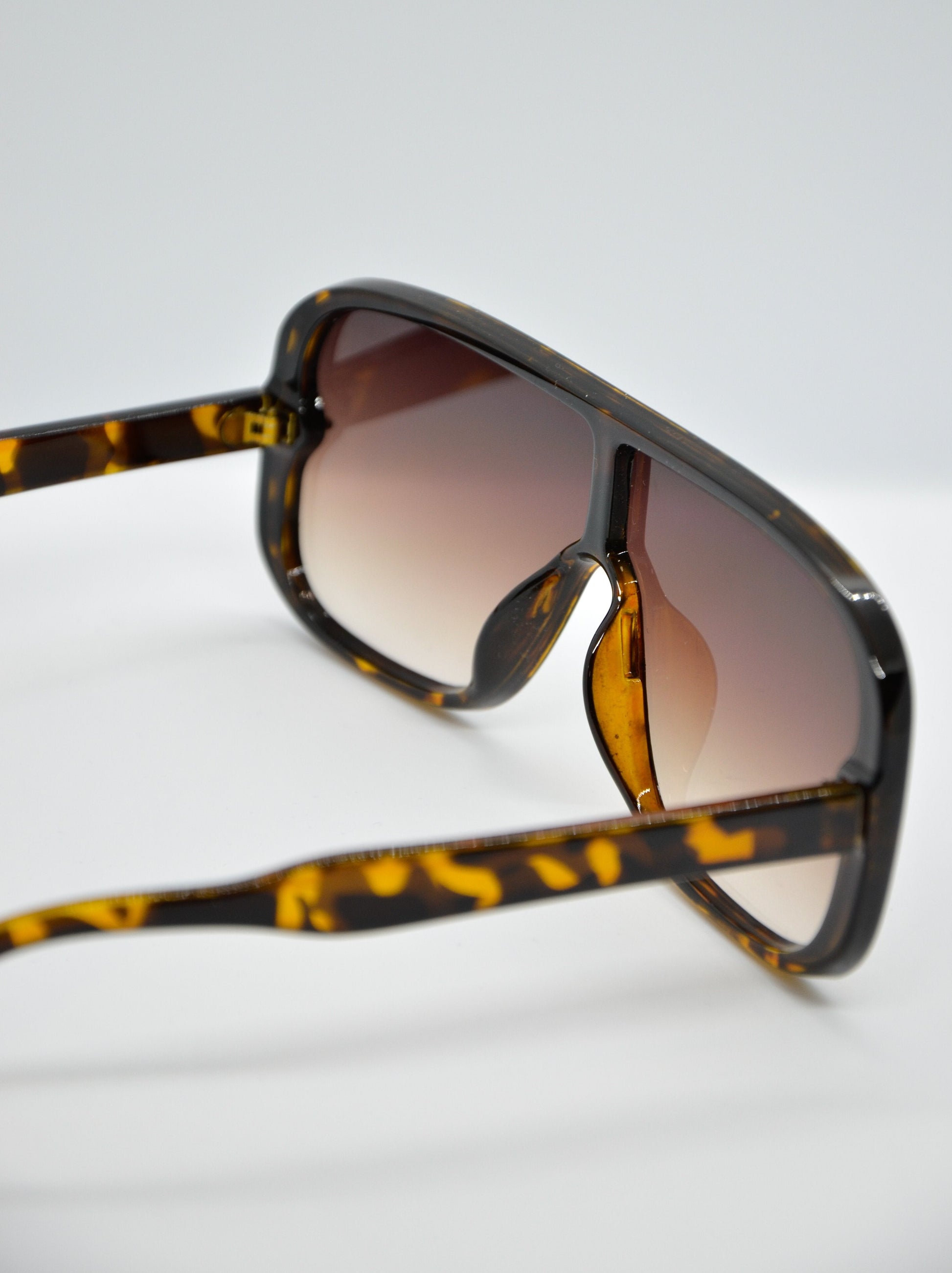 Block - Sunglasses | AVAYOS